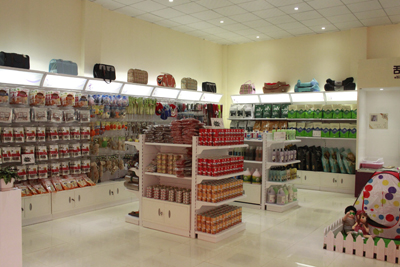 1479542743132268.jpg 样板店店内-3.JPG
